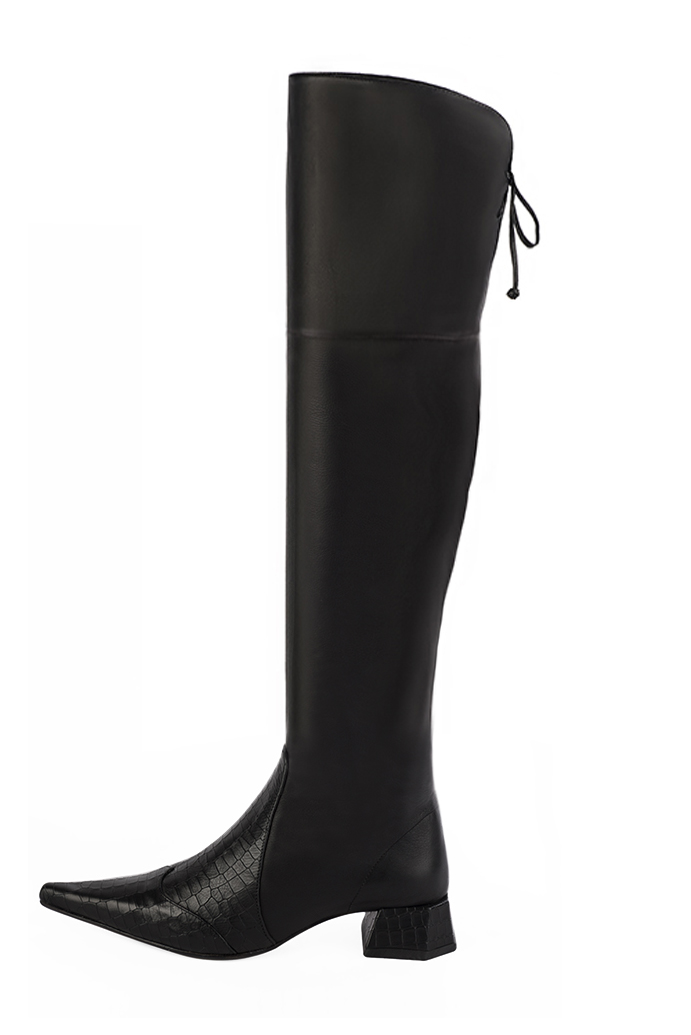 Satin black women's leather thigh-high boots. Pointed toe. Low flare heels. Made to measure. Profile view - Florence KOOIJMAN